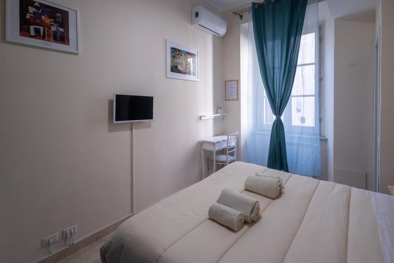 Room With Independent Entrance - Termini/Aquarium Roma Esterno foto